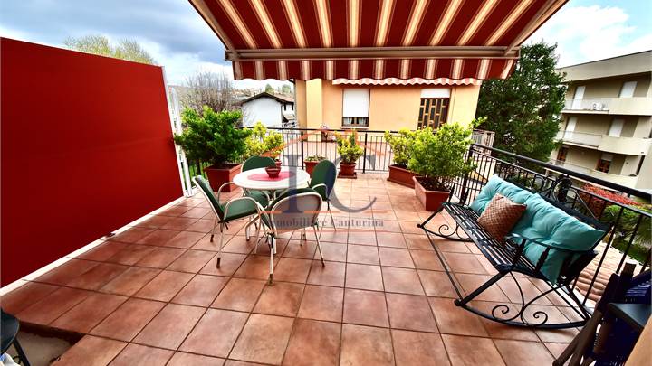 Semi Detached House for sale in Cantù