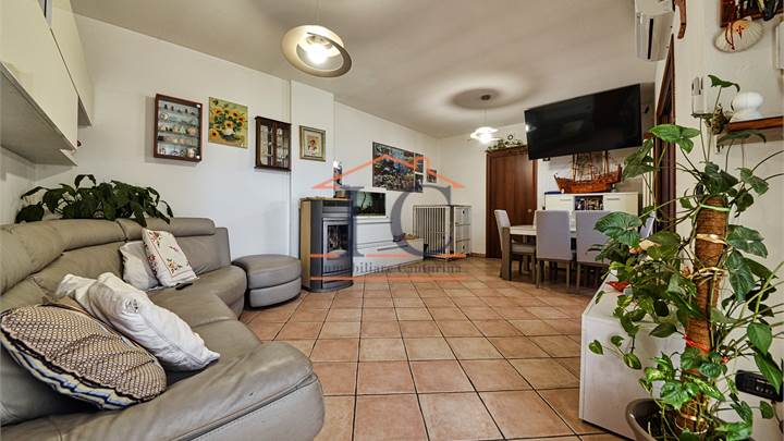 LUISAGO TRILOCALE PANORAMICO