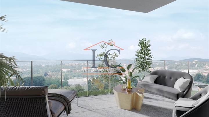 BREGNANO NUOVO TRILOCALE CON TERRAZZO