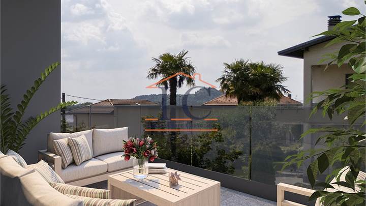 BIZZARONE NUOVO TRILOCALE CON TERRAZZO