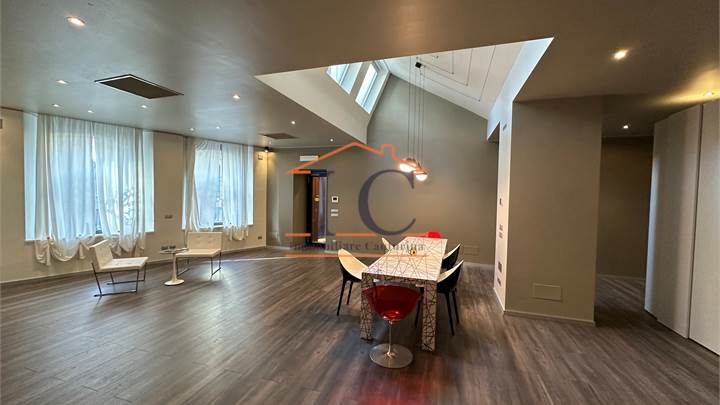 CANTU; BELLISSIMO UFFICIO COMPLETAMENTE RISTRUTTURATO