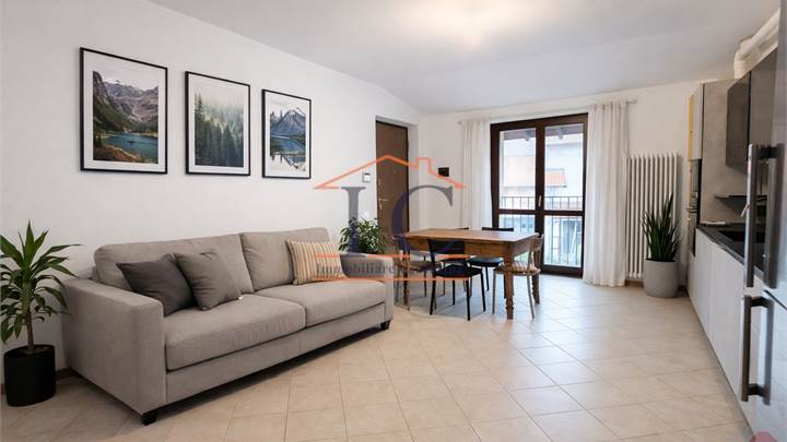 GUANZATE AMPIO BILOCALE ARREDATO A NUOVO A REDDITO 